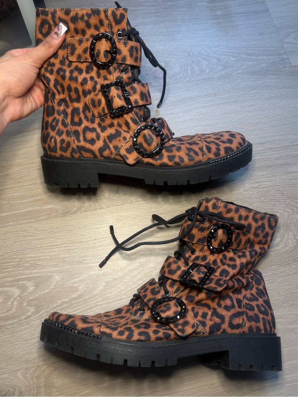 Vintage Jessica Simpson Leopard Print Rhinestone Combat Boots 7.5